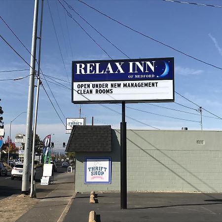 Relax Inn Of メドフォード エクステリア 写真